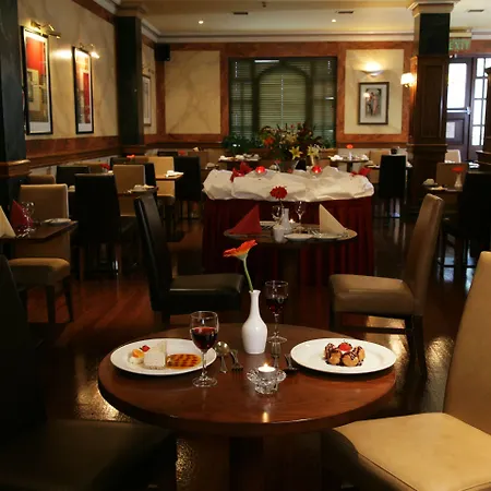 The Victoria 3*