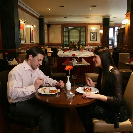 The Victoria فندق 3*