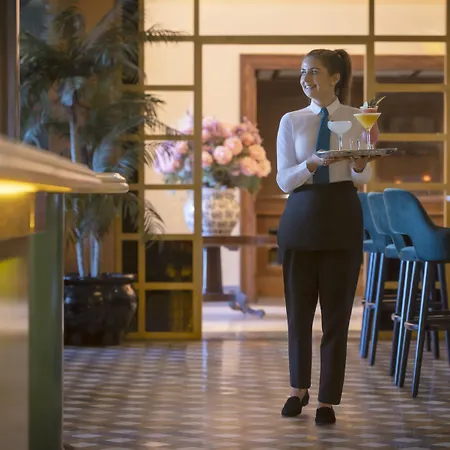 The Victoria فندق 3*