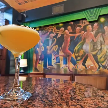 The Victoria فندق