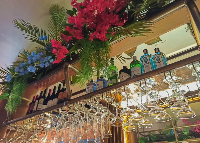 维多利亚酒店 3*