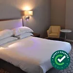The Victoria 3*